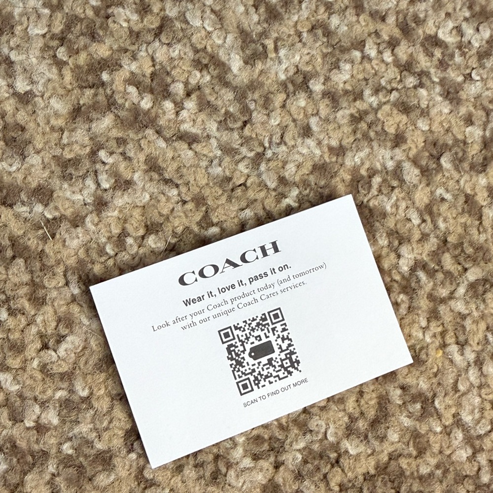 Coach Signature Canvas Tote Navy - Picture 12 of 12